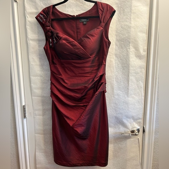 Dress Barn Holiday cocktail metallic burgundy fully lined dress Sz-10.  X9 - Picture 2 of 13